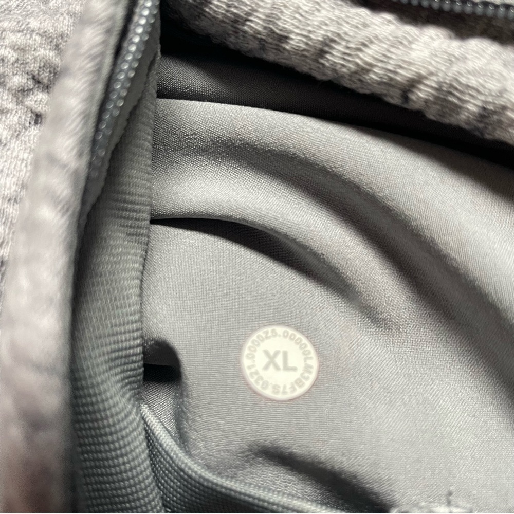 At Ease Hoodie - Picture 4 of 5